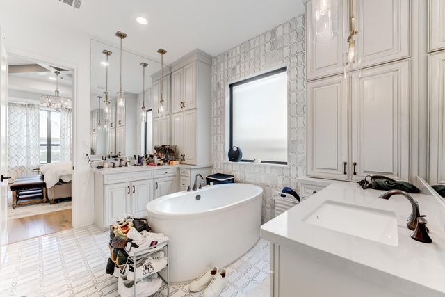 4411 Falcon Lake Drive, Manvel, TX 77578