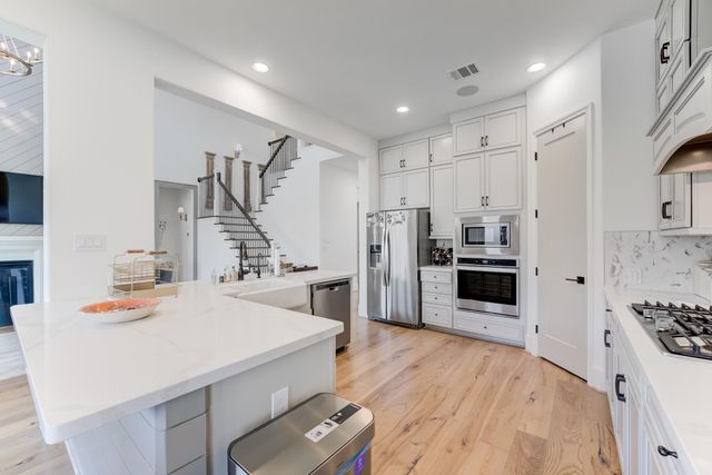 4411 Falcon Lake Drive, Manvel, TX 77578