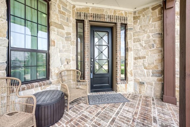 4411 Falcon Lake Drive, Manvel, TX 77578