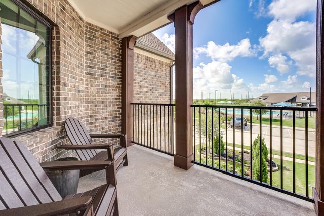 4411 Falcon Lake Drive, Manvel, TX 77578