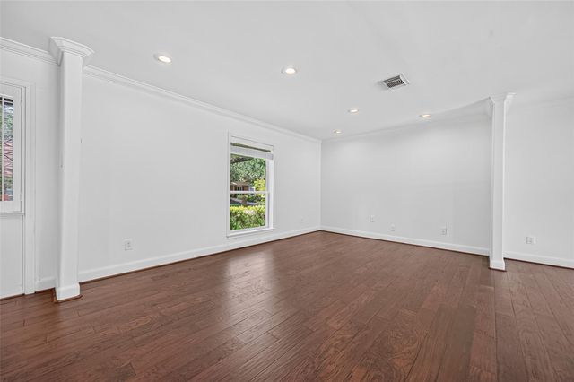 11315 Olympia Drive, Houston, TX 77077