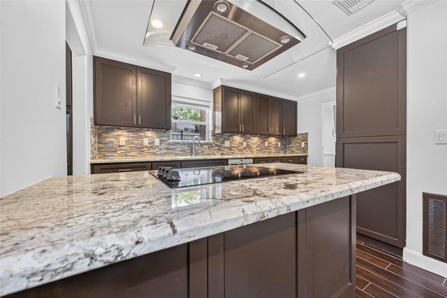 11315 Olympia Drive, Houston, TX 77077