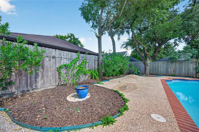 11315 Olympia Drive, Houston, TX 77077