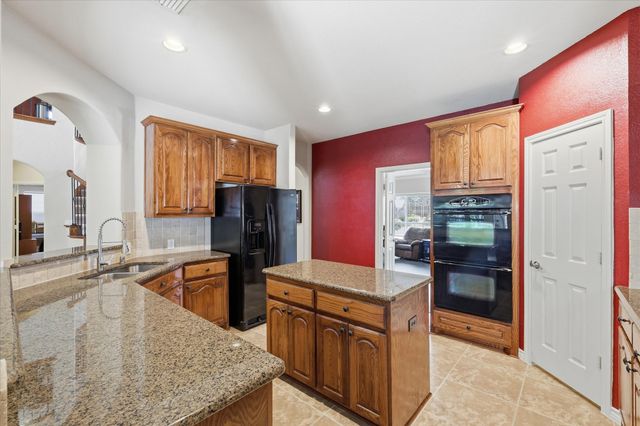 7608 Hinkley Oak Drive, Denton, TX 76208