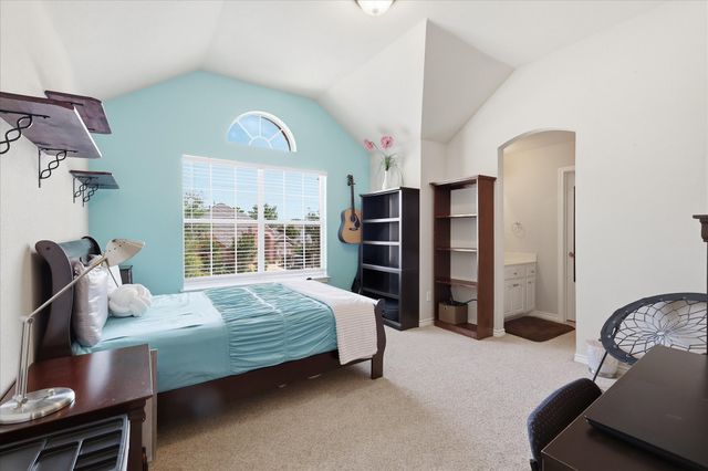 7608 Hinkley Oak Drive, Denton, TX 76208