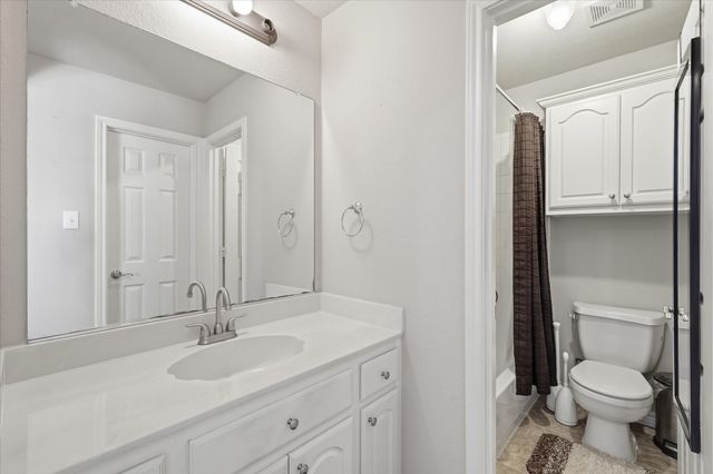 7608 Hinkley Oak Drive, Denton, TX 76208