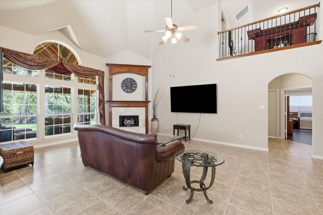 7608 Hinkley Oak Drive, Denton, TX 76208