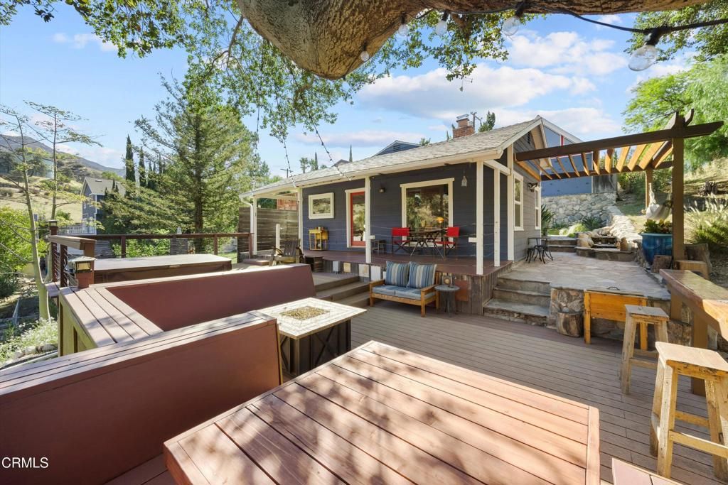 7669 Airlie Drive, Tujunga, CA 91042 — exterior