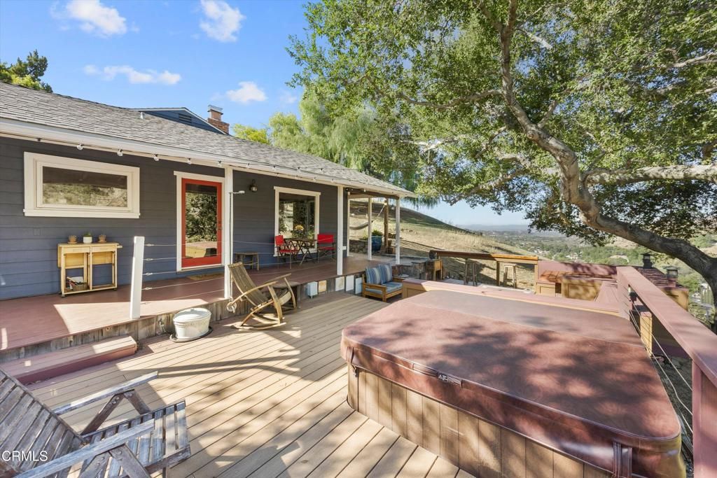 7669 Airlie Drive, Tujunga, CA 91042 — photo 2