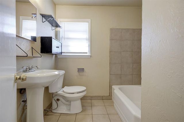 1029 Hickory Lane, Oklahoma City, OK 73110