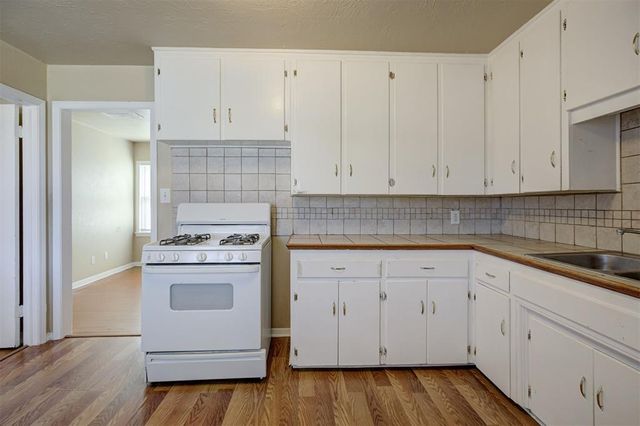 1029 Hickory Lane, Oklahoma City, OK 73110