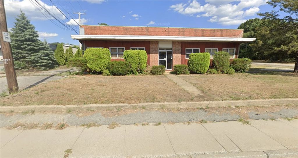 5810 Post Road, Warwick, RI 02818