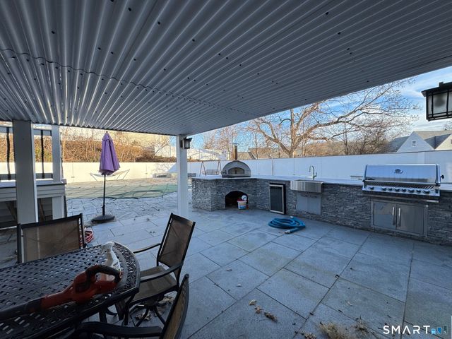 547 B Laurel Street B, East Haven, CT 06512