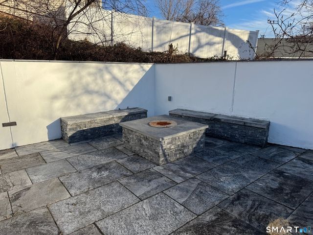 547 B Laurel Street B, East Haven, CT 06512