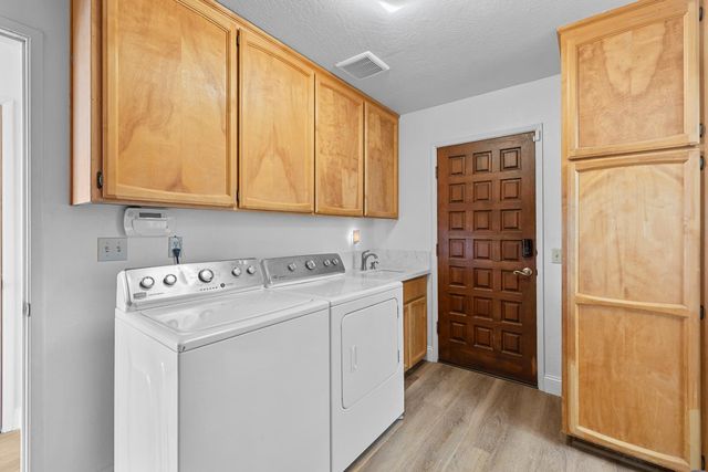 11700 Quail Rd, Auburn, CA 95602