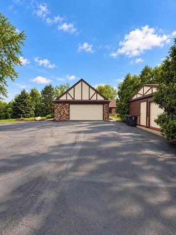 4938 Raynor AVENUE, Franksville, WI 53126