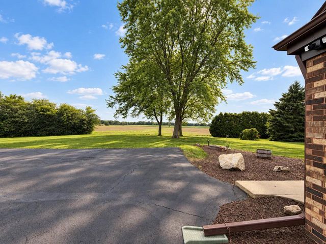 4938 Raynor AVENUE, Franksville, WI 53126