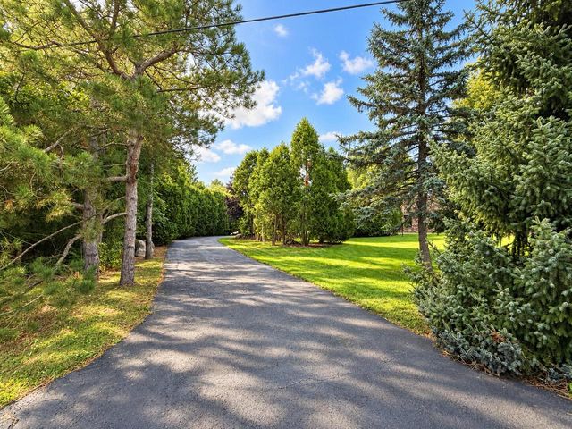 4938 Raynor AVENUE, Franksville, WI 53126