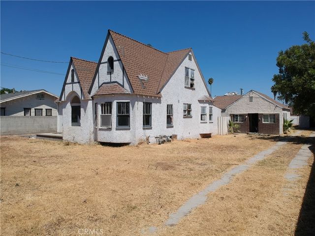 6824 Tyrone, Van Nuys, CA 91405