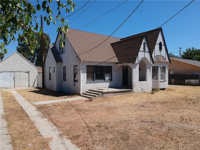 6824 Tyrone, Van Nuys, CA 91405