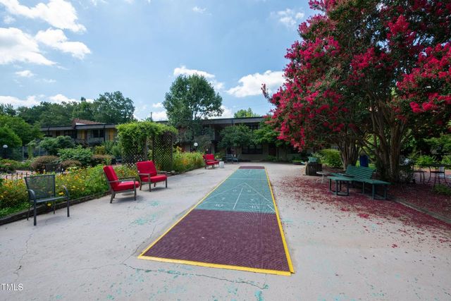 807 W Trinity Avenue 232, Durham, NC 27701
