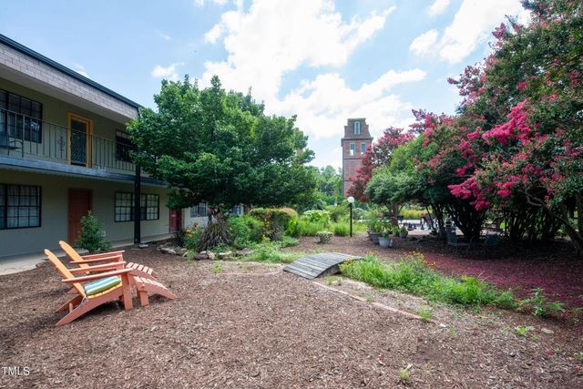 807 W Trinity Avenue 232, Durham, NC 27701
