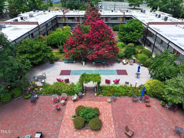 807 W Trinity Avenue 232, Durham, NC 27701