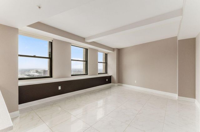50 W Broad Street, 2101, Columbus, OH 43215