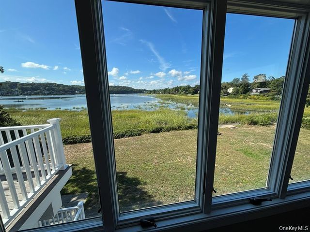 35 Adams Avenue, Bayville, NY 11709