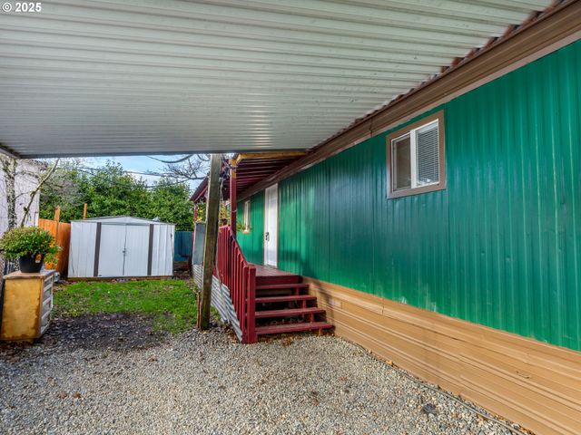 10701 Se HWY 212 13, Clackamas, OR 97015