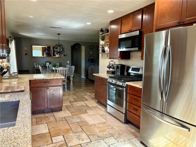 11748 Monte Vista, Chino, CA 91710