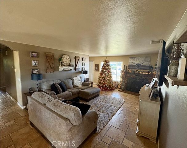 11748 Monte Vista, Chino, CA 91710