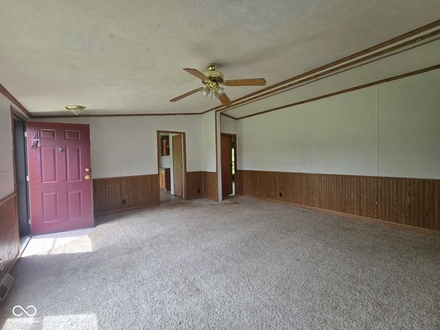 11349 S Singhurst Street, Terre Haute, IN 47802