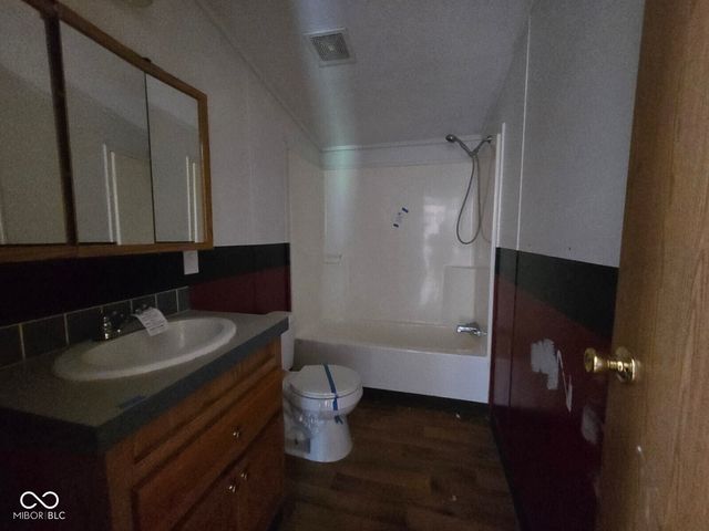 11349 S Singhurst Street, Terre Haute, IN 47802