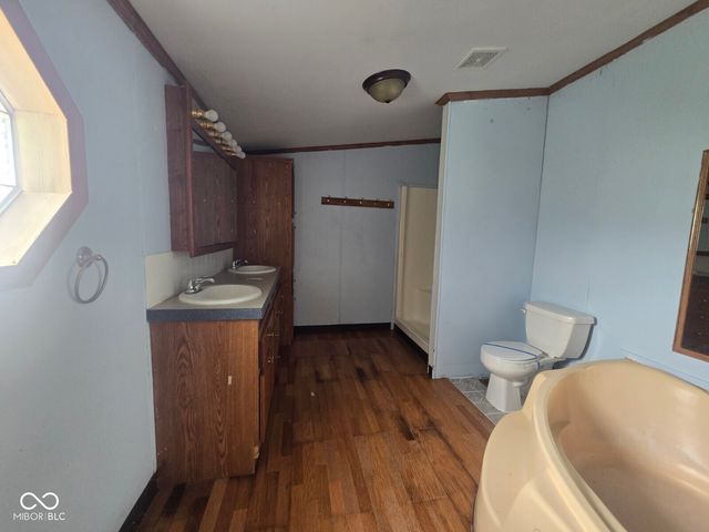 11349 S Singhurst Street, Terre Haute, IN 47802