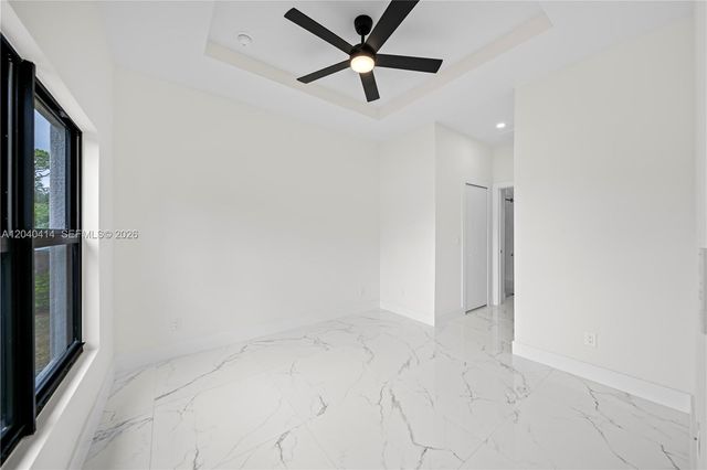 2602 E 2nd st, Lehigh Acres, FL 33936