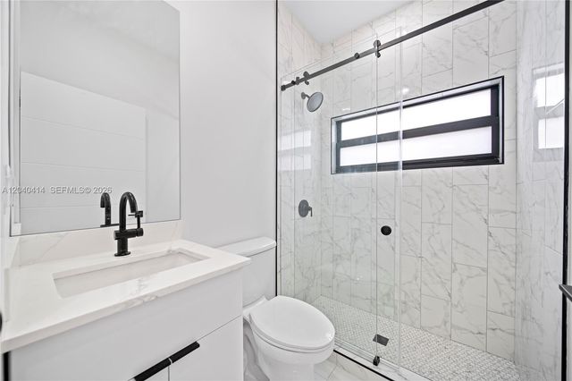 2602 E 2nd st, Lehigh Acres, FL 33936