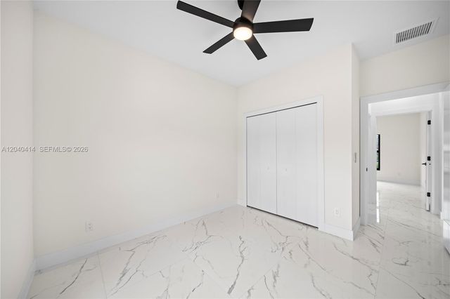 2602 E 2nd st, Lehigh Acres, FL 33936