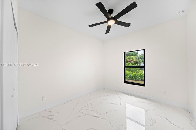 2602 E 2nd st, Lehigh Acres, FL 33936