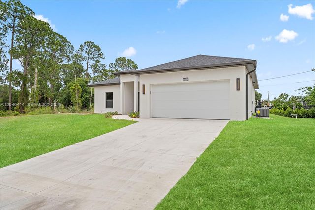 2602 E 2nd st, Lehigh Acres, FL 33936