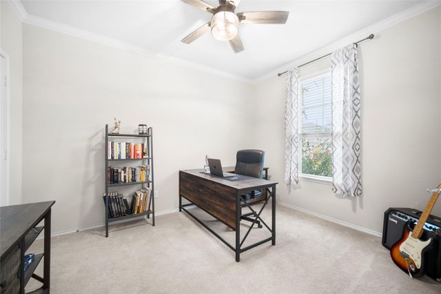 263 Beechnut DR, Buda, TX 78610