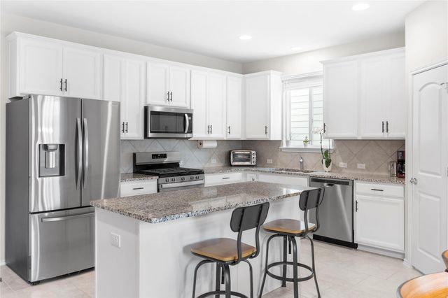 263 Beechnut DR, Buda, TX 78610