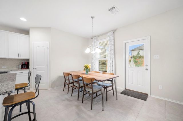 263 Beechnut DR, Buda, TX 78610