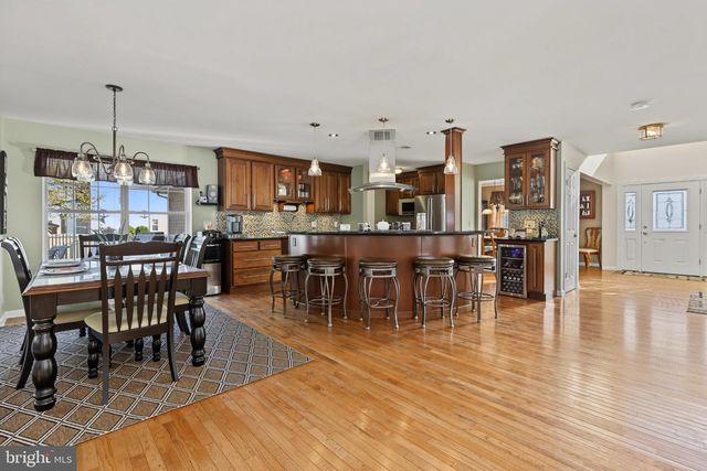 611 WINTERBERRY BLVD, Jackson Township, NJ 08527