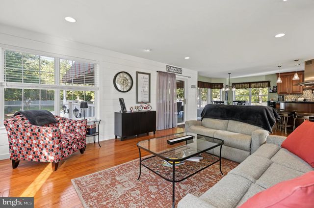 611 WINTERBERRY BLVD, Jackson Township, NJ 08527