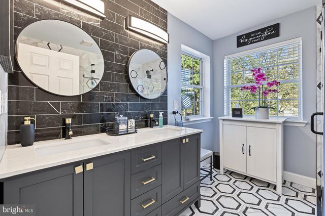 611 WINTERBERRY BLVD, Jackson Township, NJ 08527