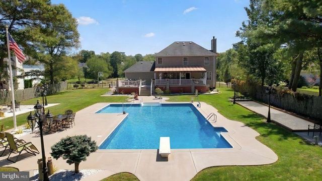 611 WINTERBERRY BLVD, Jackson Township, NJ 08527