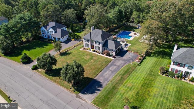 611 WINTERBERRY BLVD, Jackson Township, NJ 08527