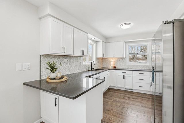 2 Hallows Circle, Madison, WI 53704