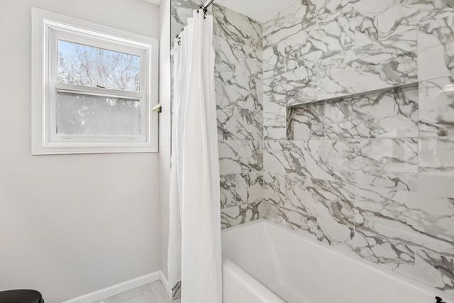 2 Hallows Circle, Madison, WI 53704